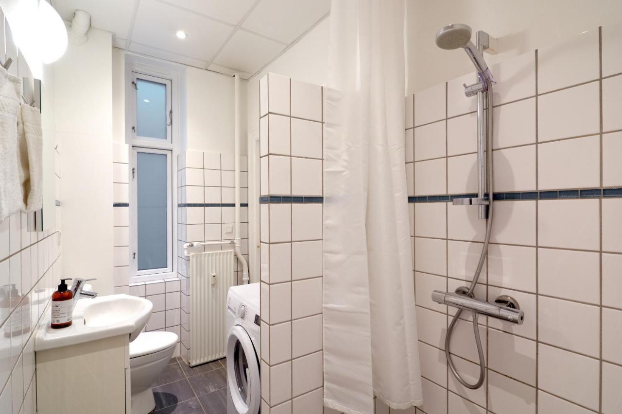 Large & Modern Flats In Family Friendly Neighbourhood Lejlighed