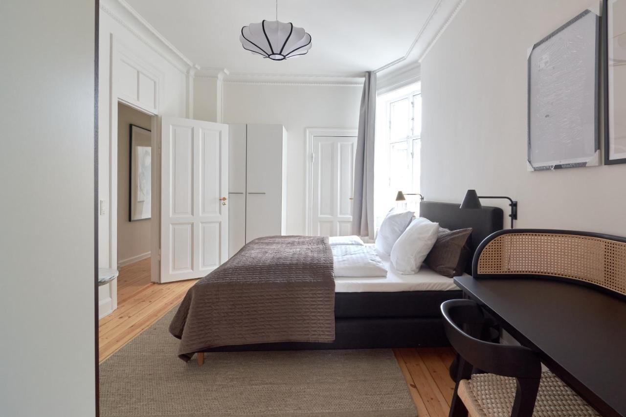 Large & Modern Flats In Family Friendly Neighbourhood *