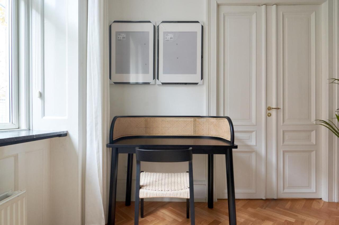 Large & Modern Flats In Family Friendly Neighbourhood Lejlighed